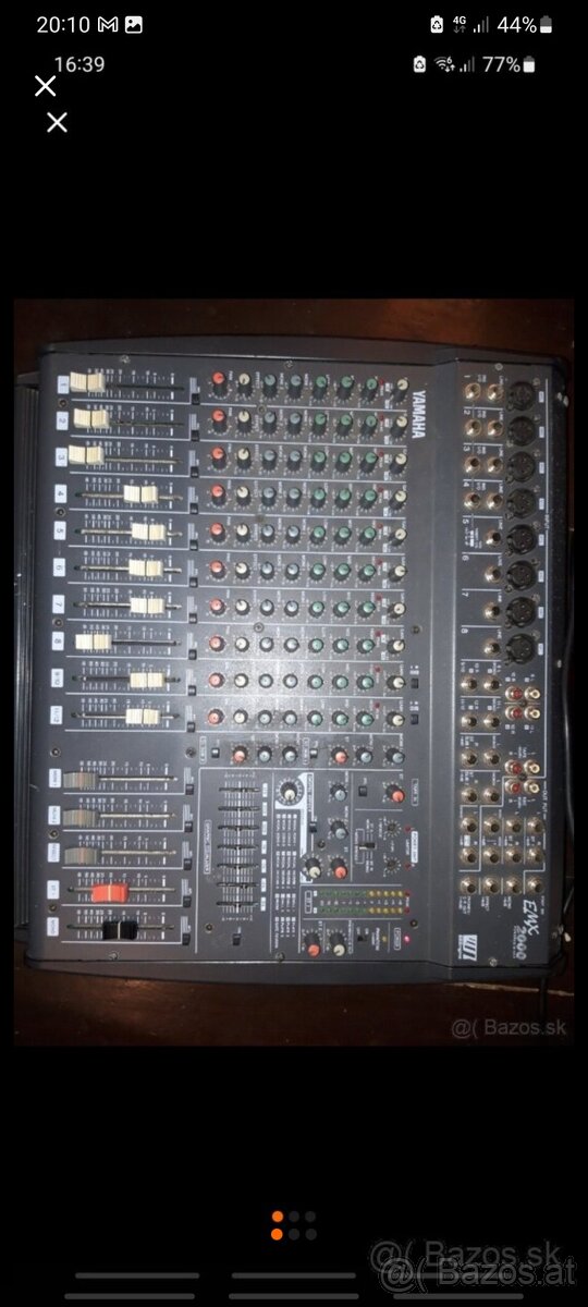 Yamaha EMX 2000 mixing console