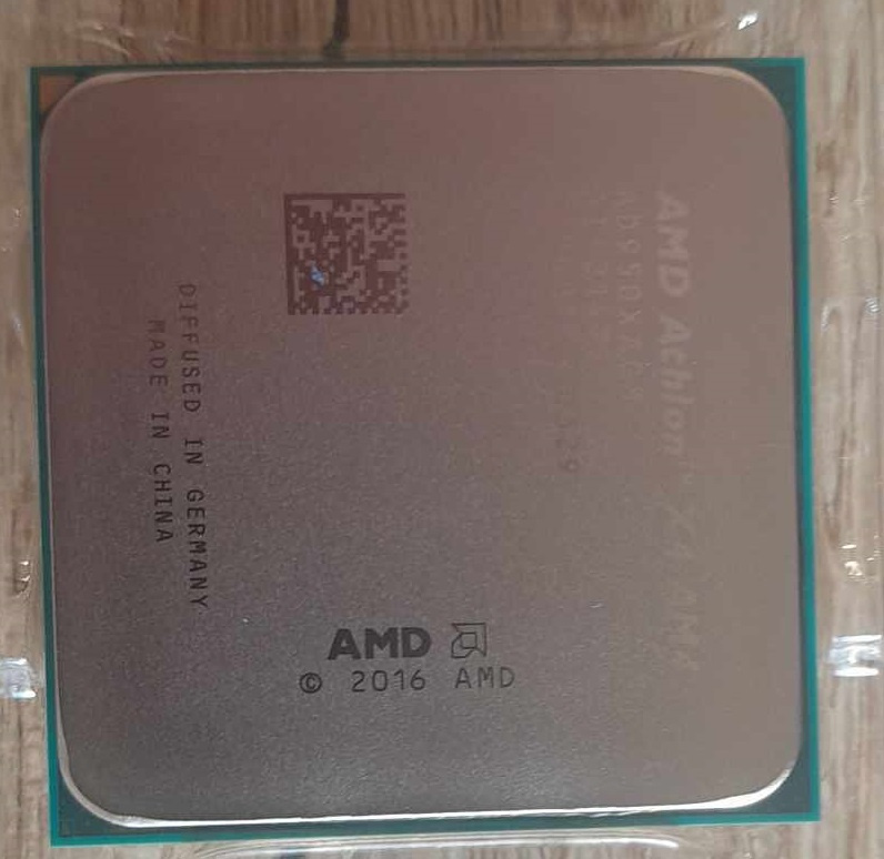 NEW AMD Athlon X4 950 CPU 3.5Ghz - Socket AM4