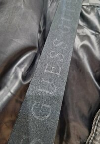 Winterjacke GUESS Logo Neuauflage - 4