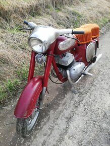 Jawa 350 - 4