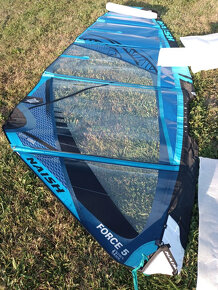 windsurf Naish Force5 4.2 a 4.7 - 7