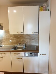 Küche  / Küchenzeile 290cm +Kühlschrank mit Gefrierfach 60cm - 8